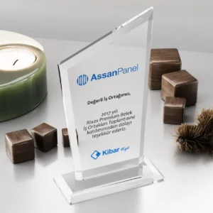 Sivri Köşe Kristal Plaket
